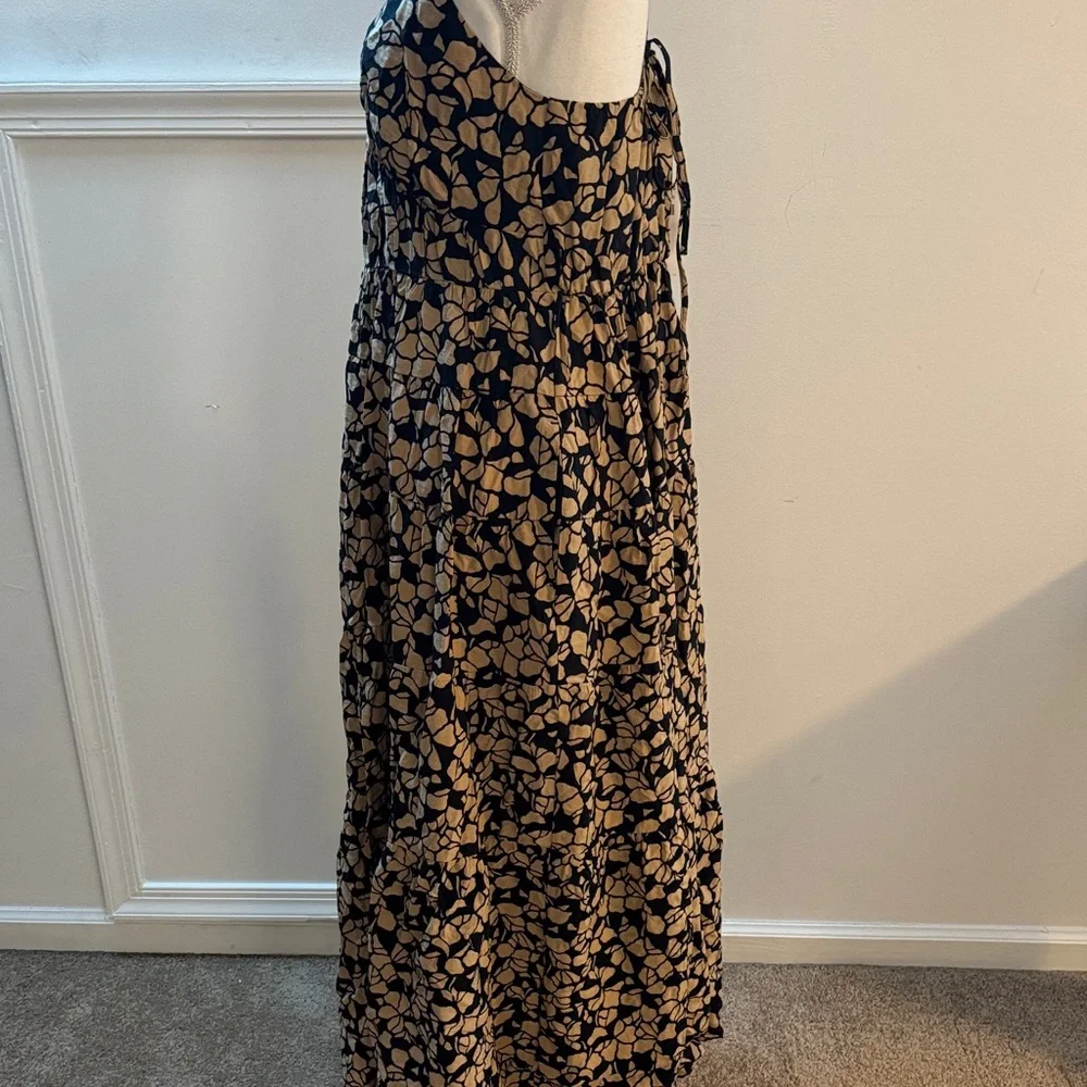Abercrombie & Fitch Black Maxi Dress with Tan Leaf Pattern